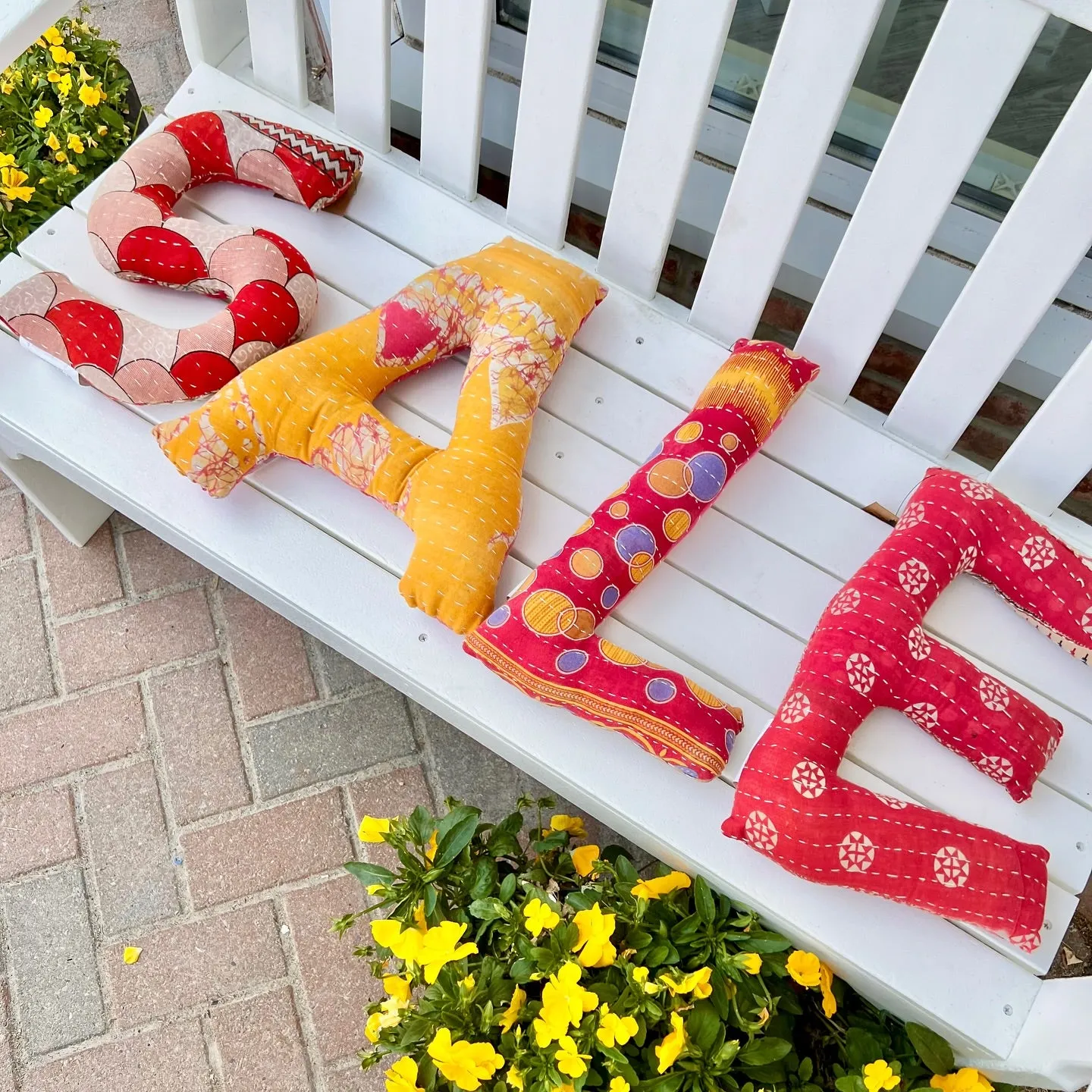 PILLOW LETTER PATCH