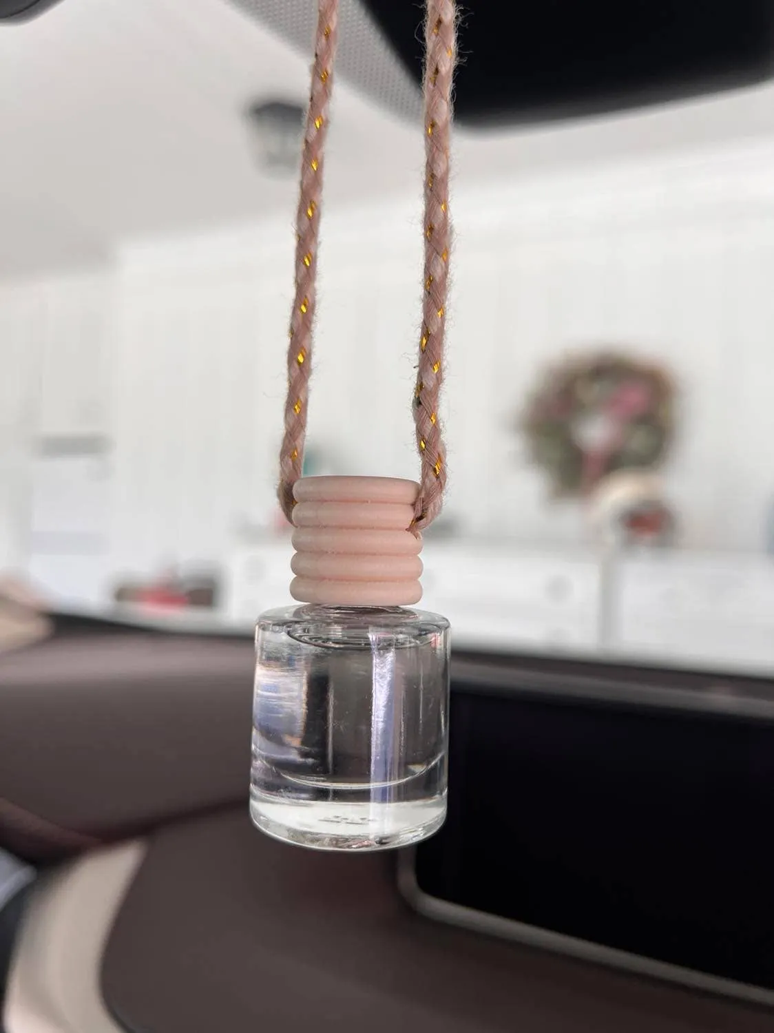 Very Vanilla Hanging Car Freshener Diffuser